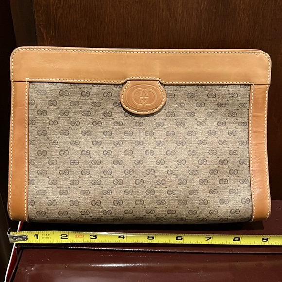 GUCCI VINTAGE MAKE UP/CLUTCH HANDBAG! - Picture 9 of 11